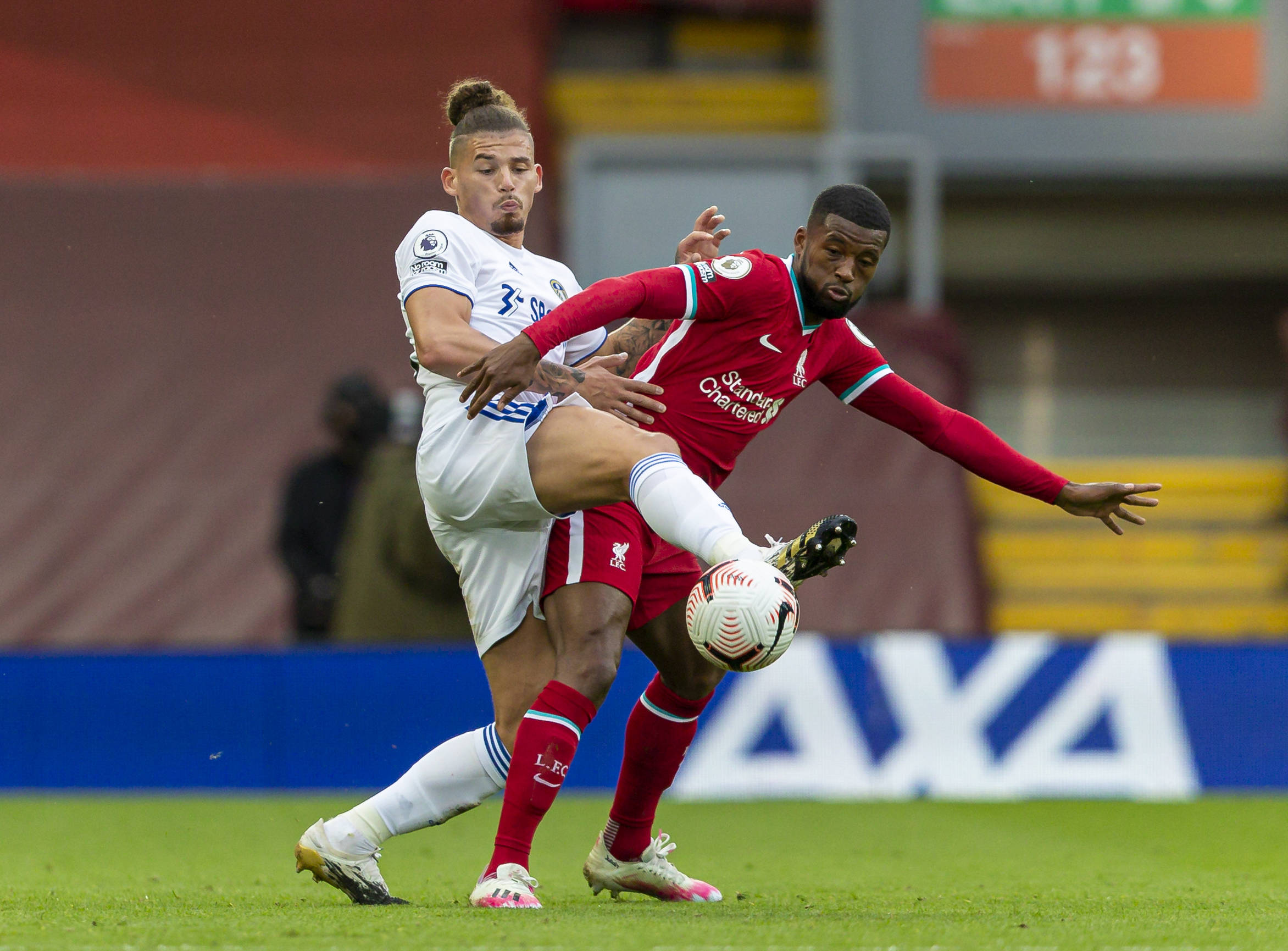 寻求一名既 寻求一名既